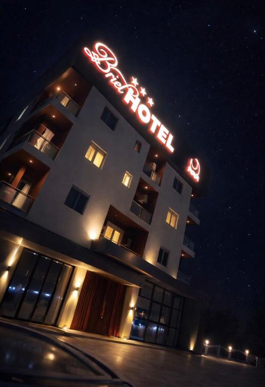 Briel Hotel Golem Albania