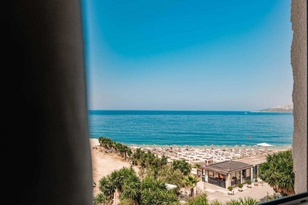 Mirage Bay Deluxe beachfront Sarandë Albanian Riviera